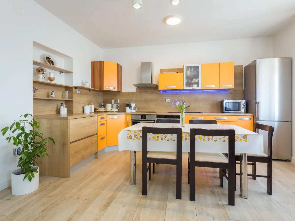 Apartment Maris-2 By Interhome Pula